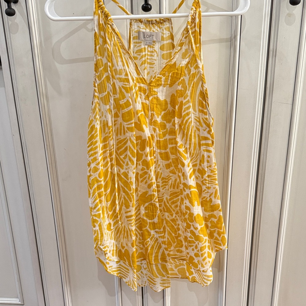 LOFT Sunlit Yellow and White Leaf Print Top M